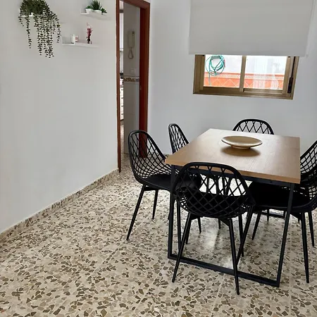 Будинок відпочинку Nueva Casa Privada Con Patio Y Solarium Кордова
